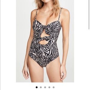 Beach Riot NWT Mia One Piece Zebra Size Small